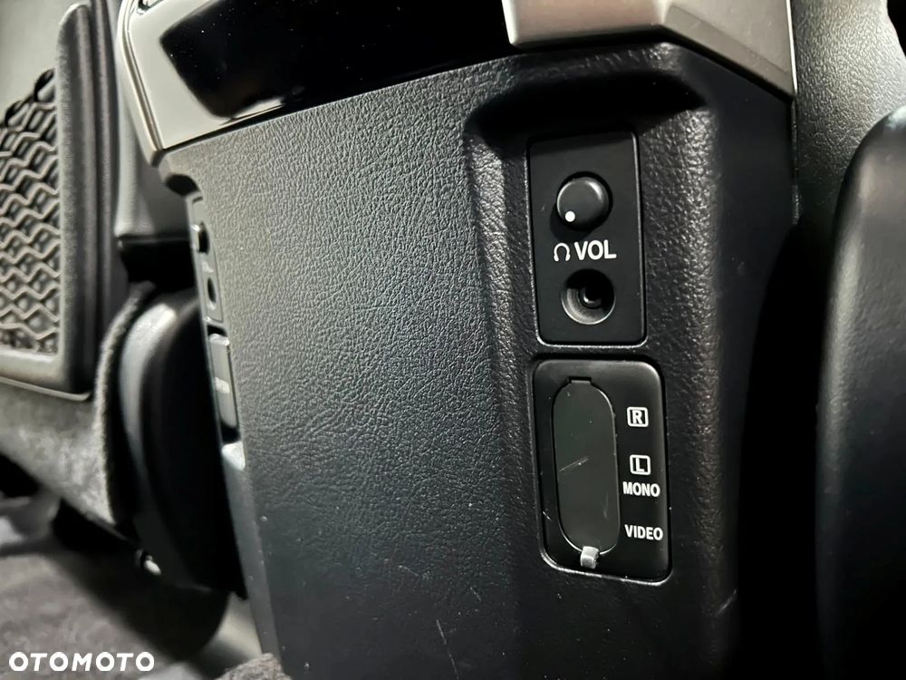 Toyota Land Cruiser LC 2.8 D-4D Invincible - 33