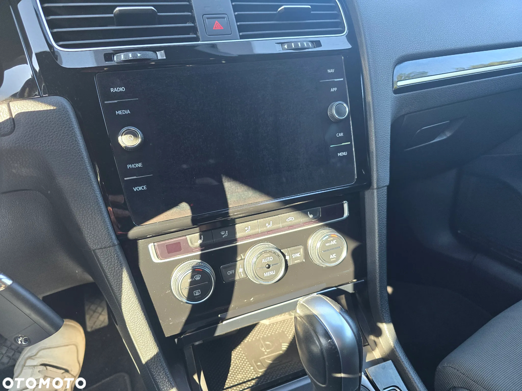 Volkswagen Golf 1.5 eTSI OPF DSG Style - 13