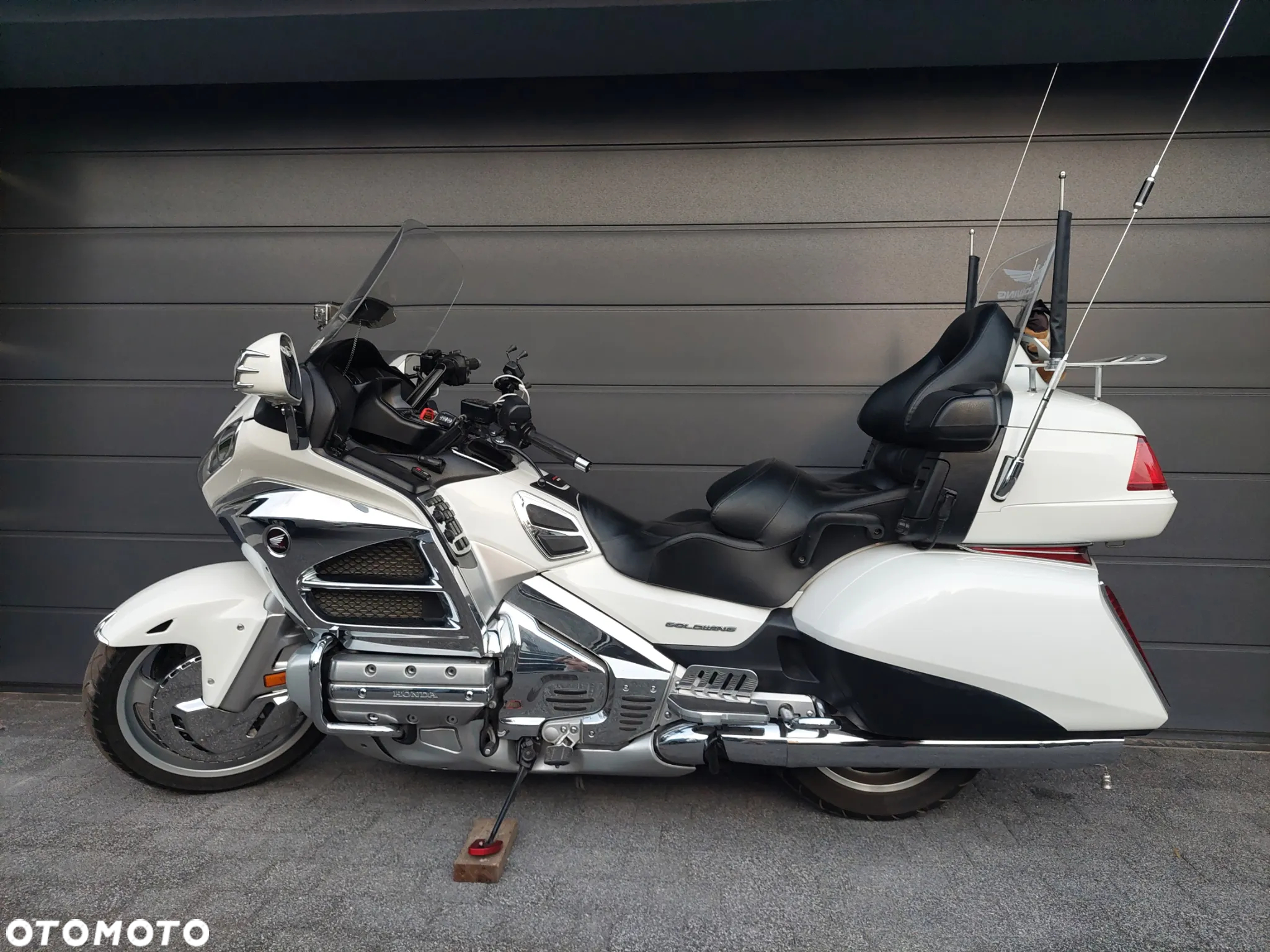 Honda GL - 4