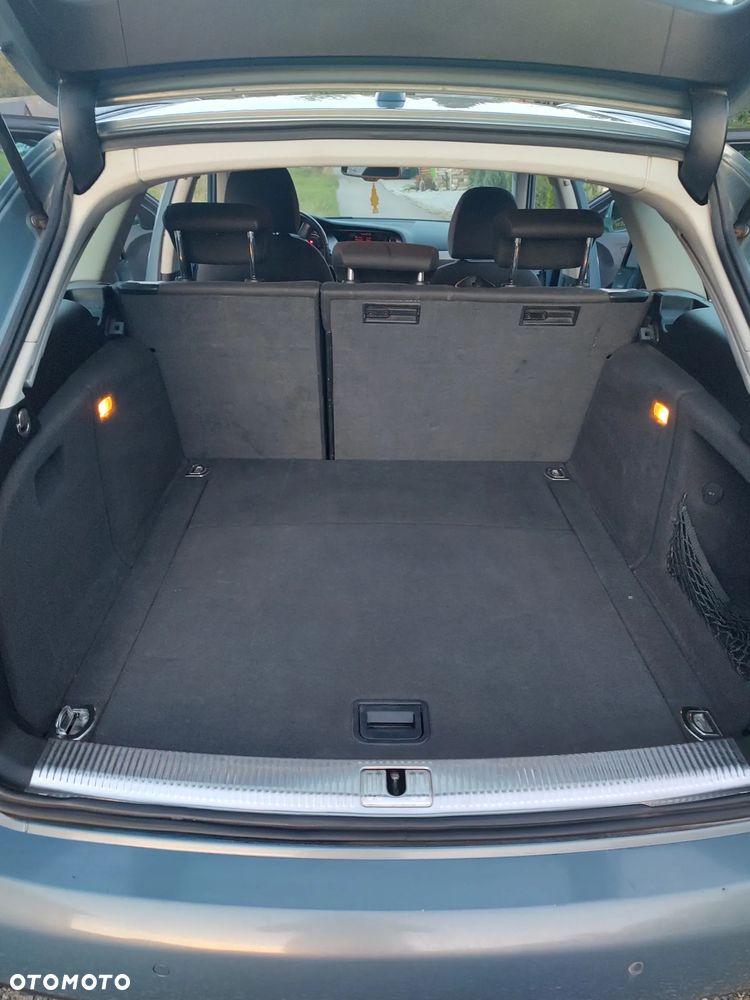 Audi A4 Avant 2.0 TDI - 11