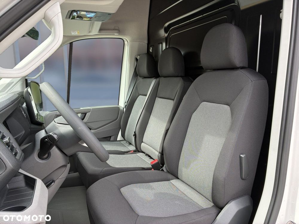 Volkswagen Crafter 35 Furgon L3/H2, 2.0 TDI 140 KM, Wysoki dach, r.o. 3640mm - 17