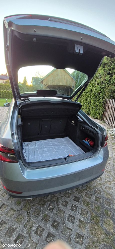 Skoda Superb 2.0 TDI Sportline DSG - 14