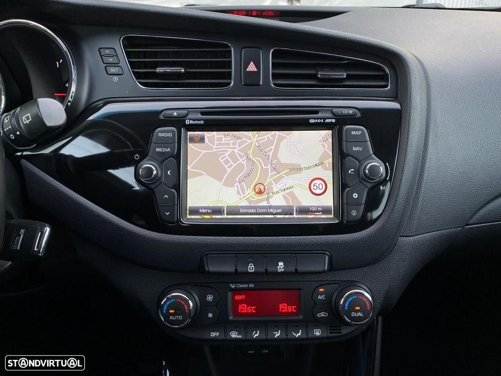 Kia Ceed SW 1.6 CRDi TX - 15