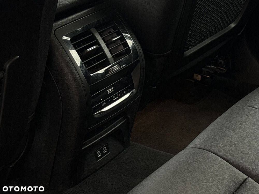 BMW X4 - 32