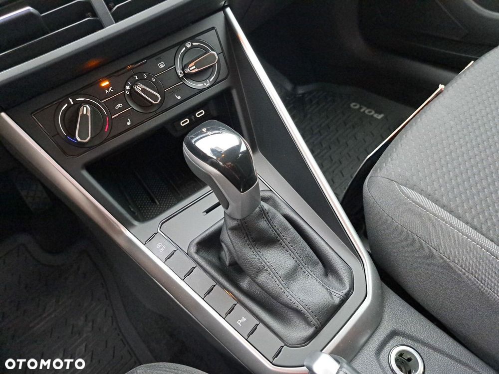 Volkswagen Polo - 16