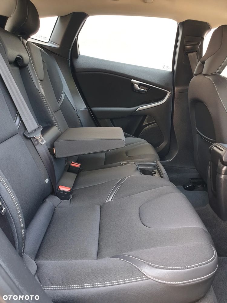 Volvo V40 D2 Linje You - 35