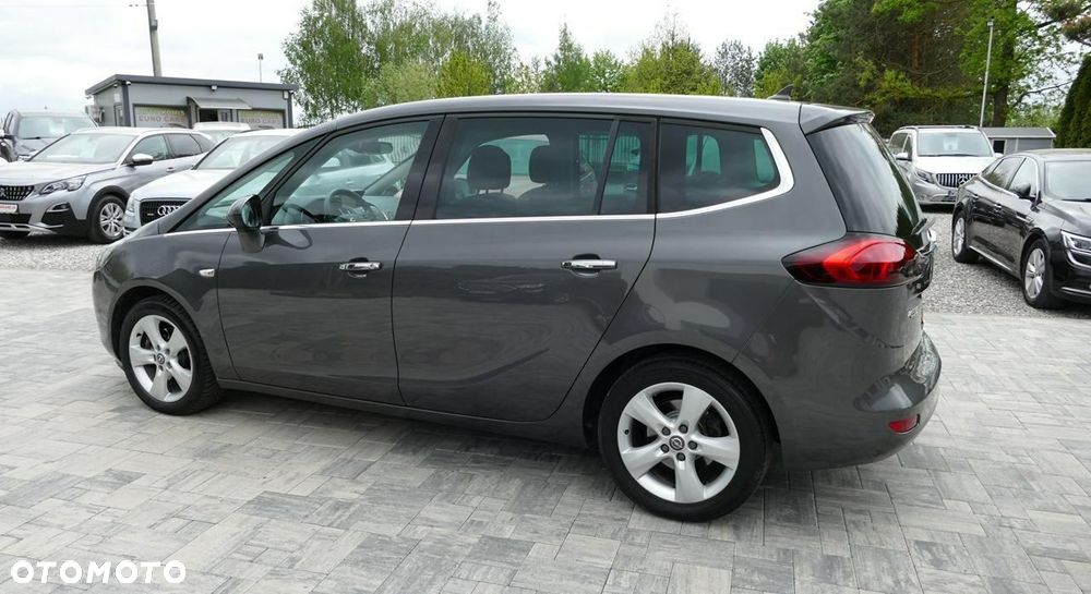 Opel Zafira - 11