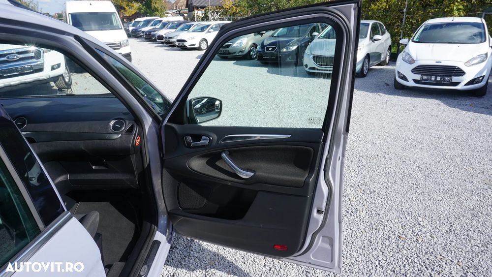 Ford Galaxy 1.6 EcoBoost Start/Stop Titanium - 9