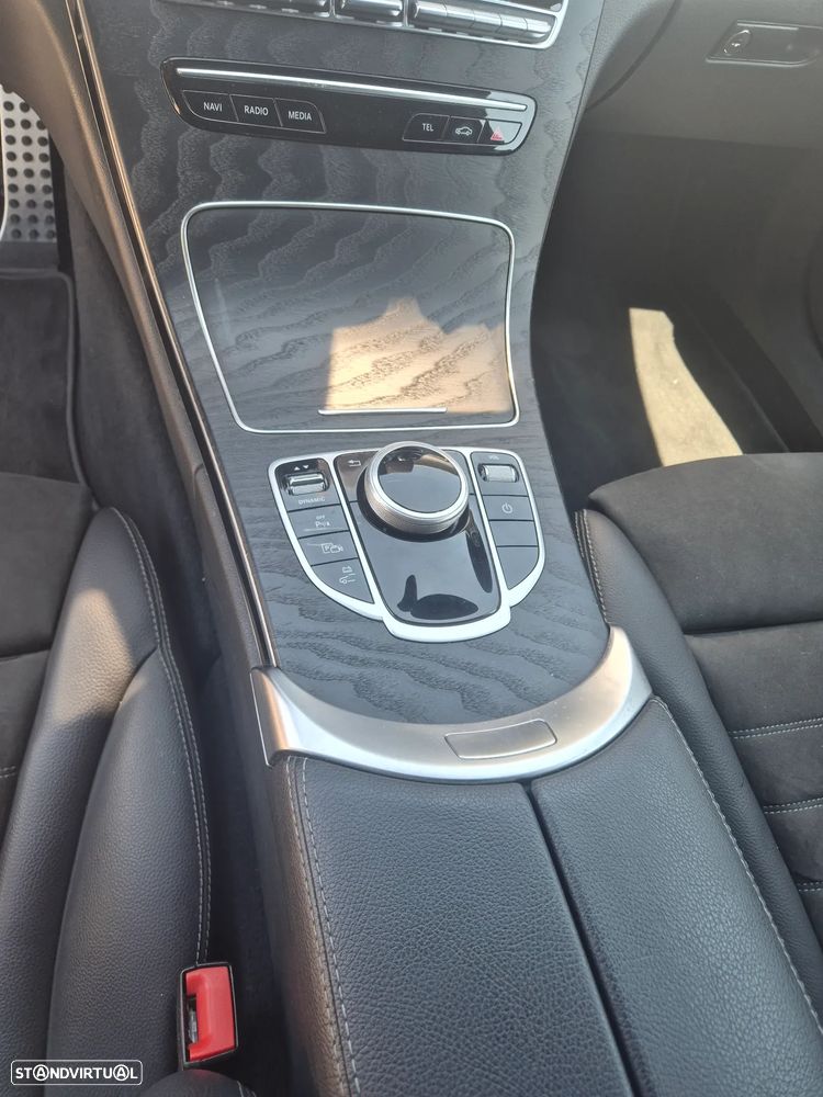 Mercedes-Benz C 300 de AMG Line - 19