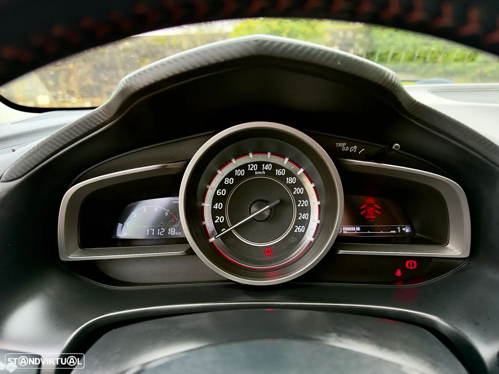 Mazda 3 1.5 Sky-D Excellence Navi - 8