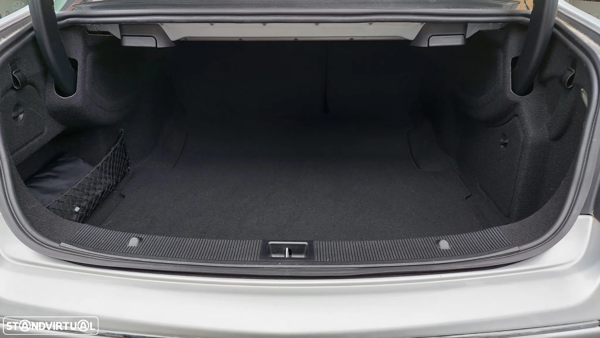 Mercedes-Benz E 350 CDi Avantgarde BlueEfficiency - 16