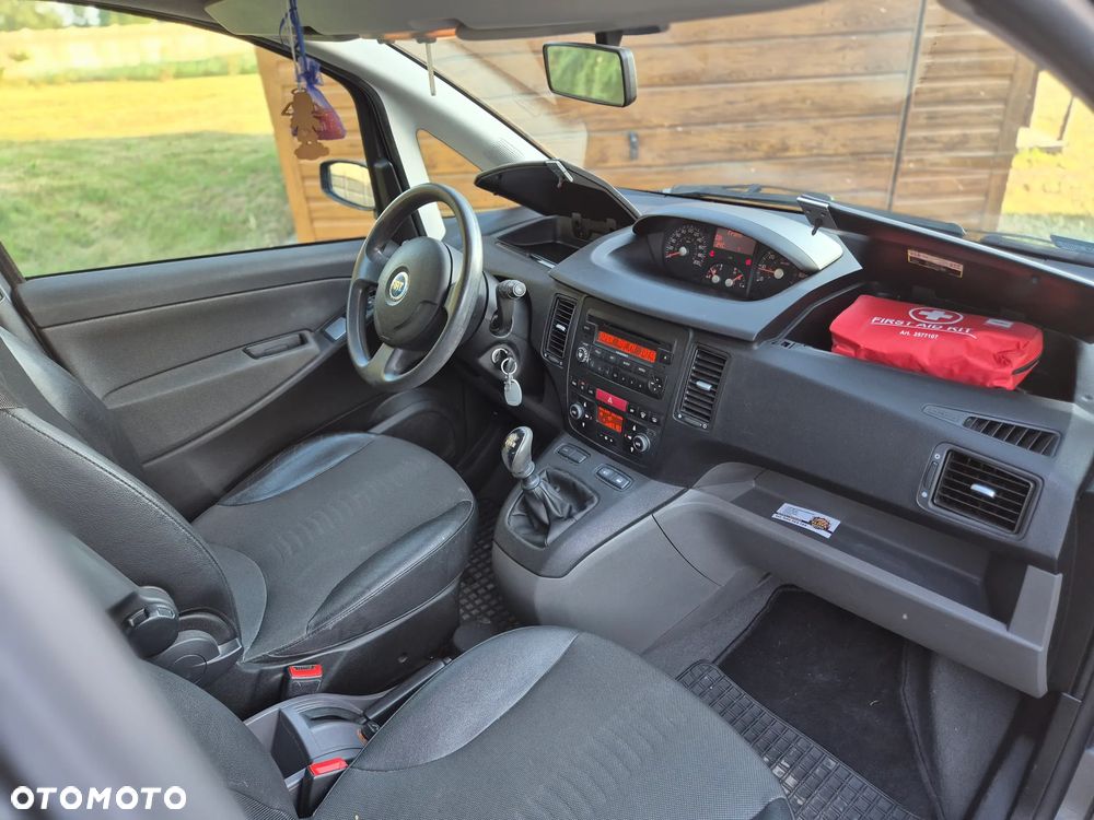 Fiat Idea 1.4 16V Actual - 8