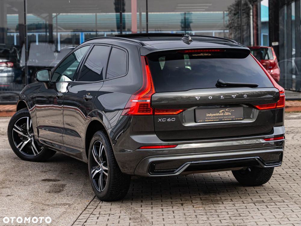 Volvo XC 60 B4 B Plus Dark - 5