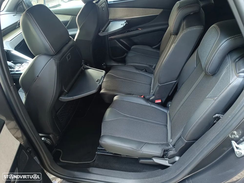 Peugeot 5008 1.2 PureTech GT EAT8 - 17