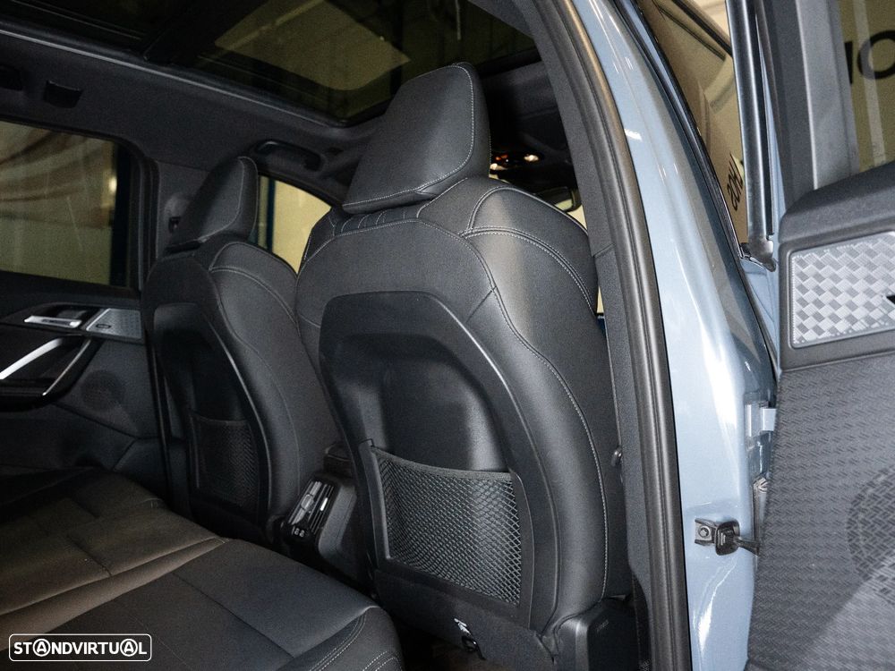 BMW iX1 eDrive20 Pack Desportivo M Pro - 21