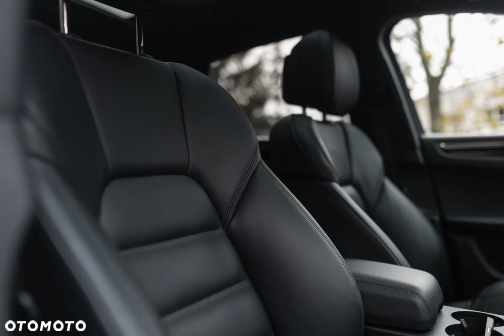 Porsche Macan S - 17