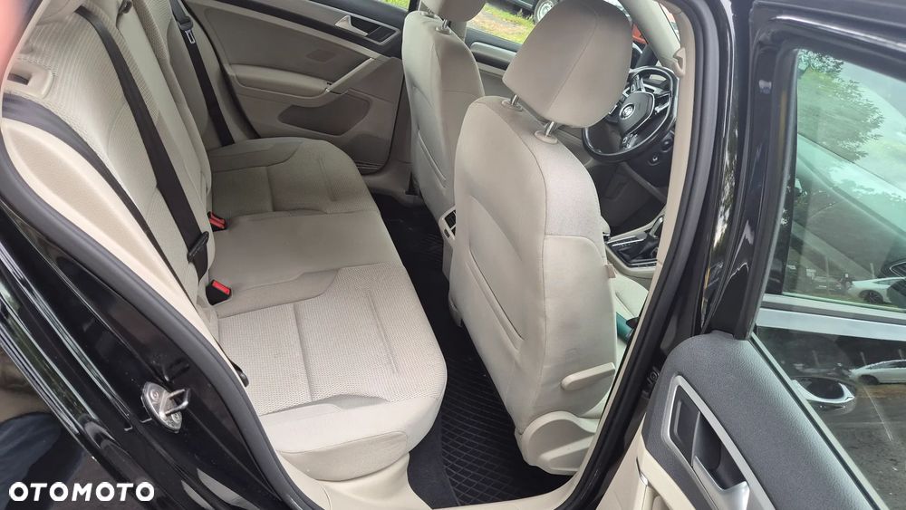 Volkswagen Golf - 7