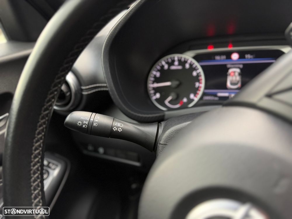 Nissan Juke 1.0 DIG-T Tekna Two Tone DCT - 15