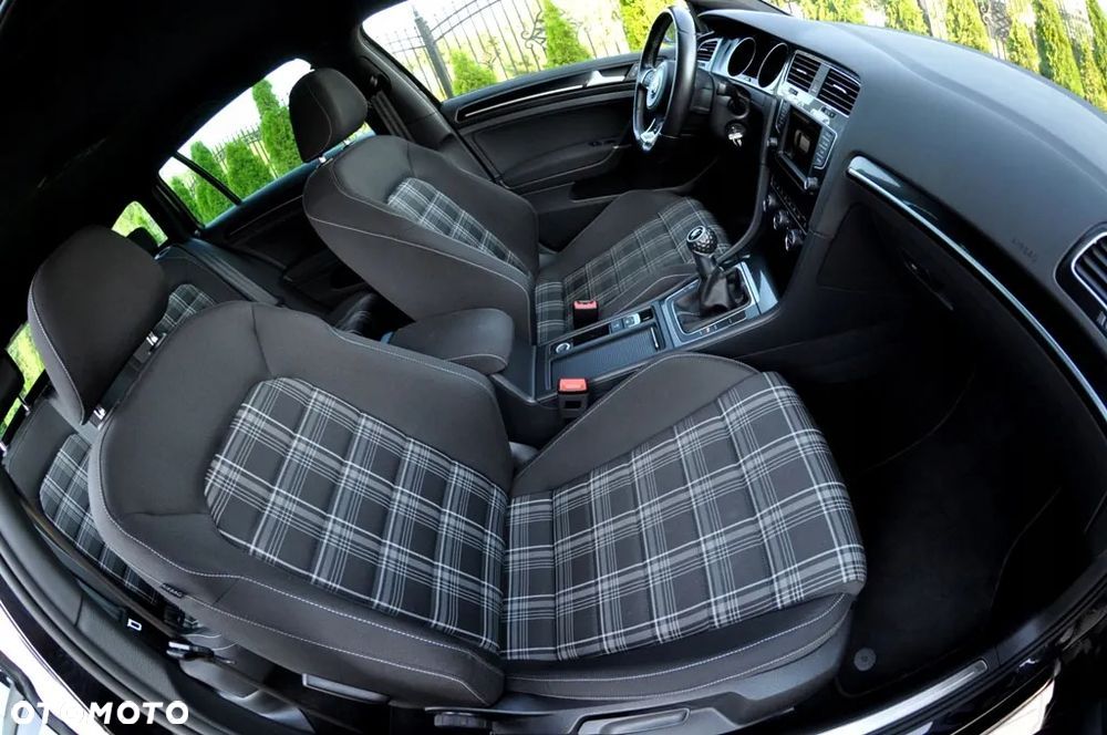 Volkswagen Golf Variant GTD BlueMotion Technology - 13