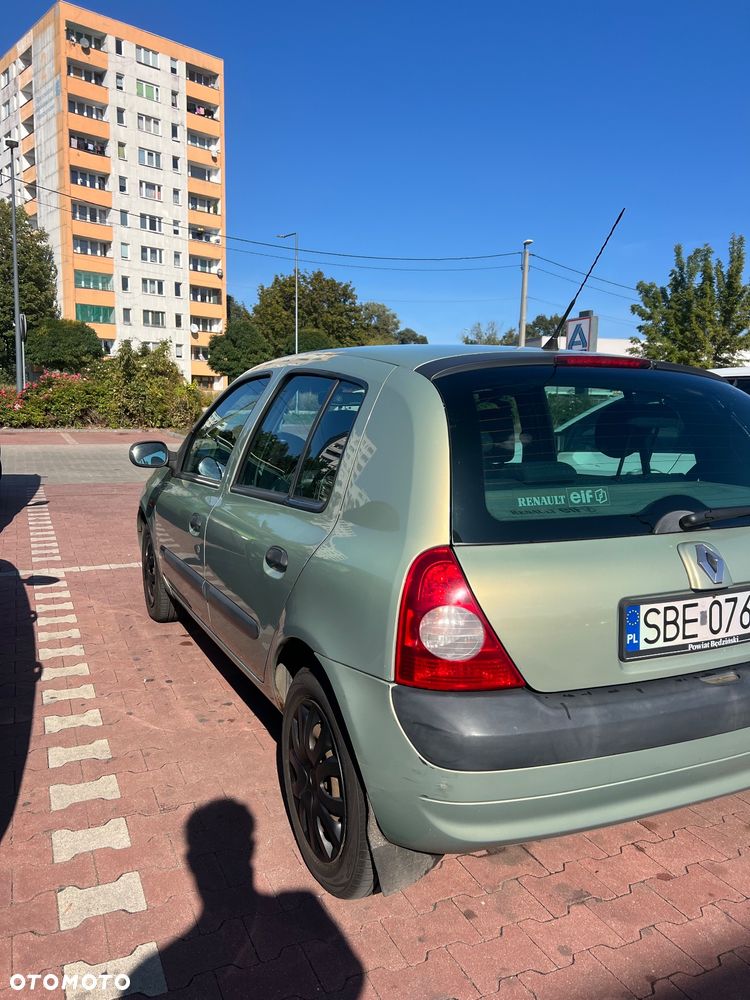Renault Clio - 6