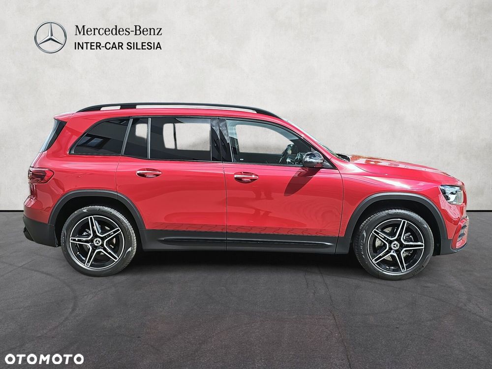 Mercedes-Benz GLB - 4