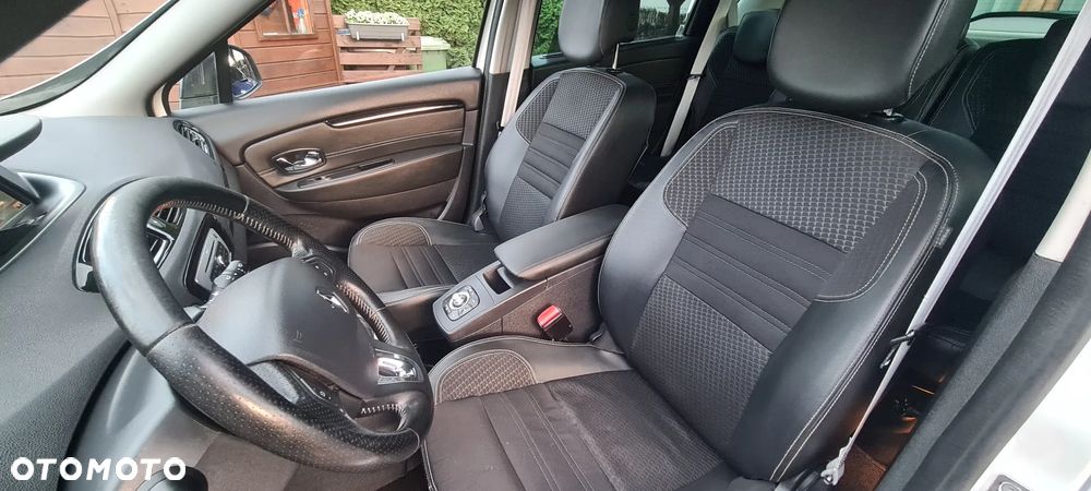 Renault Scenic dCi 110 FAP EDC Bose Edition - 11