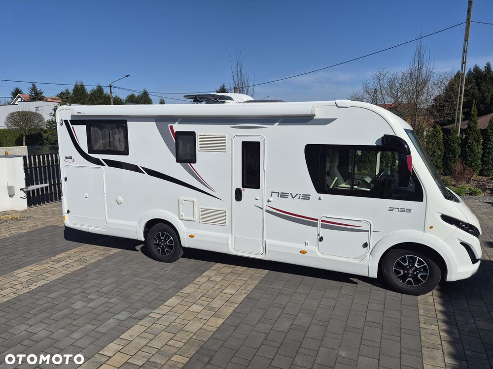 McLOUIS NAVIS813 - 3