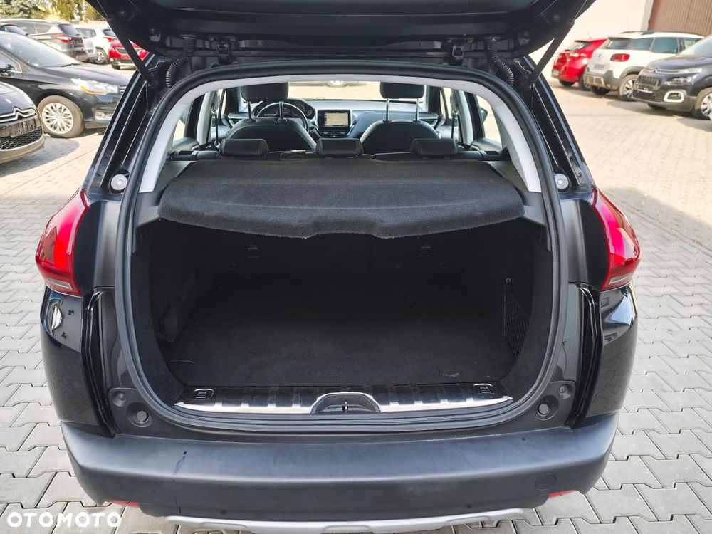 Peugeot 2008 BlueHDi FAP 120 STOP & START Crossway - 23