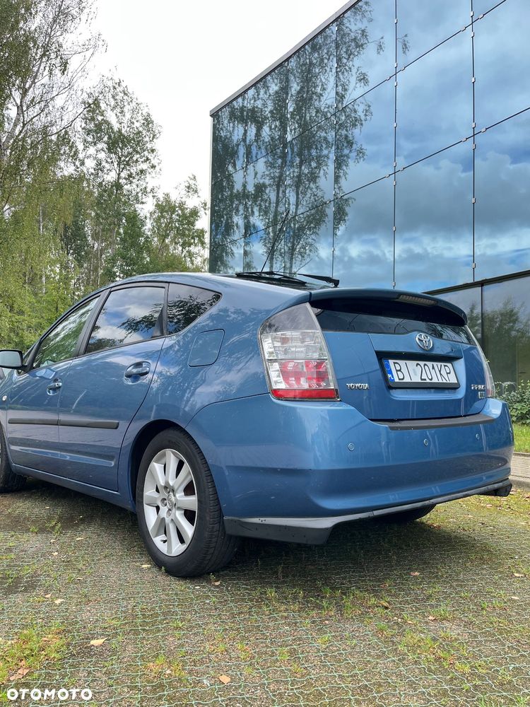Toyota Prius 1.5 VVT-i Prestige - 2