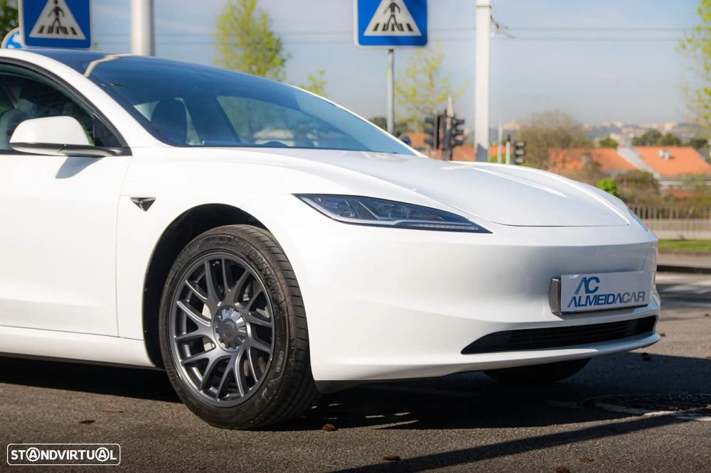 Tesla Model 3 Tração Traseira Premium - 25