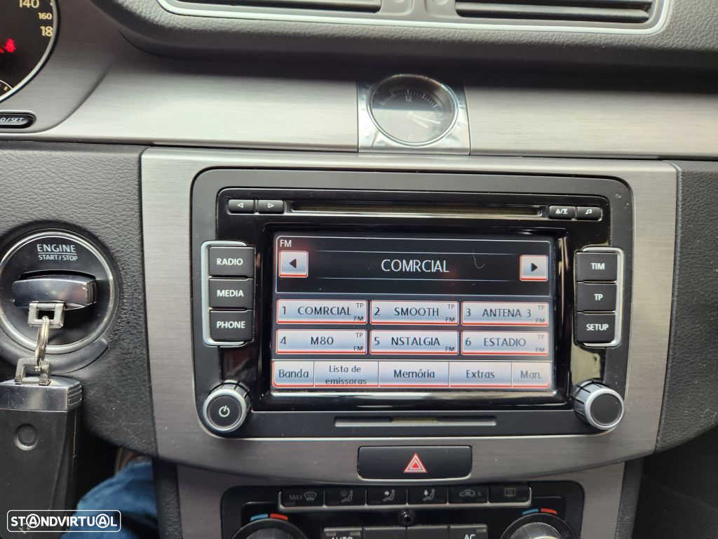 VW Passat 1.6 TDI BlueMotion - 17