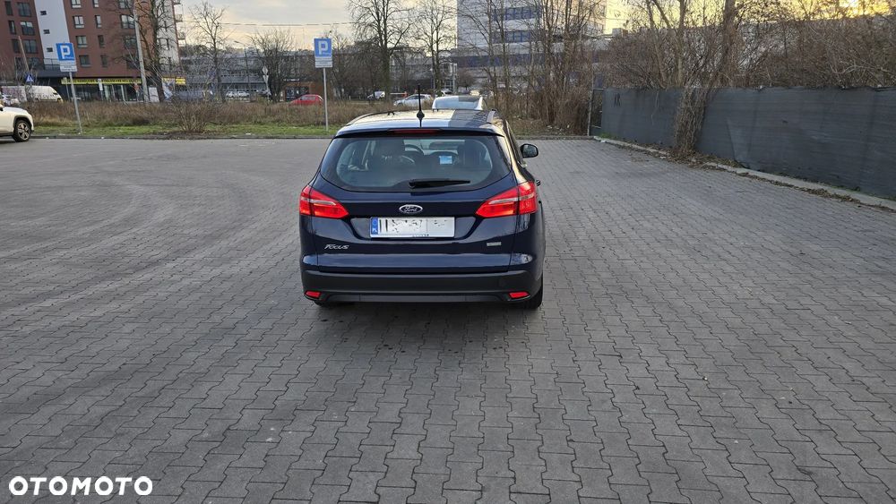 Ford Focus 1.0 EcoBoost Start-Stopp-System TITANIUM DESIGN - 12