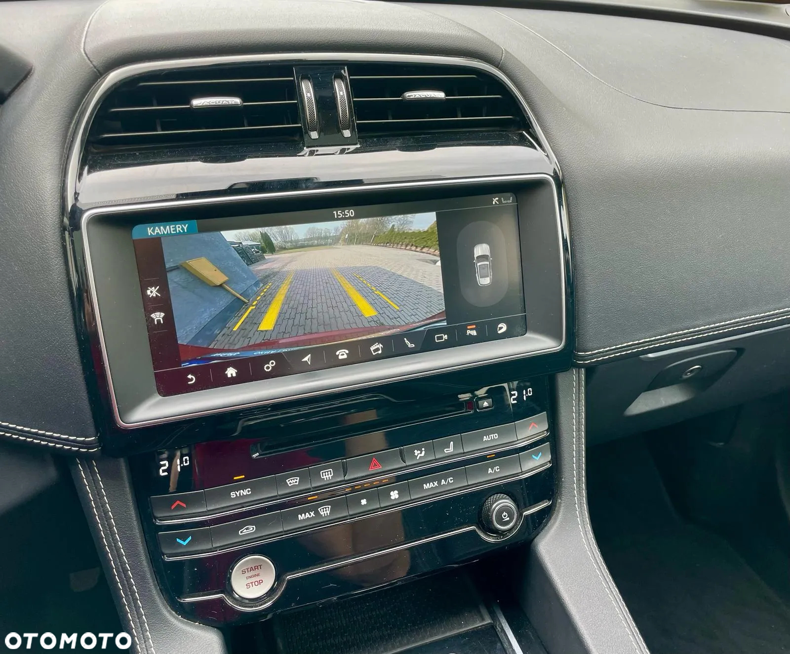 Jaguar F-Pace 2.0 i4D AWD R-Sport - 14