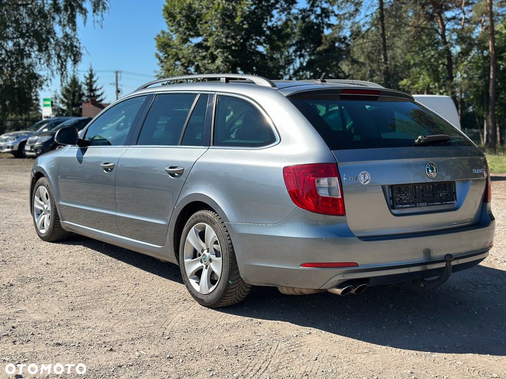 Skoda Superb 2.0 TDI Green tec Elegance - 12