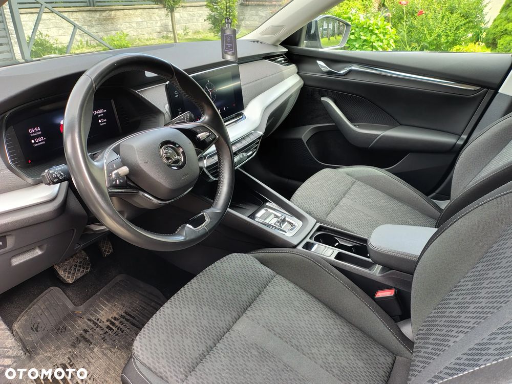 Skoda Octavia 1.5 TSI GPF ACT Style DSG - 6