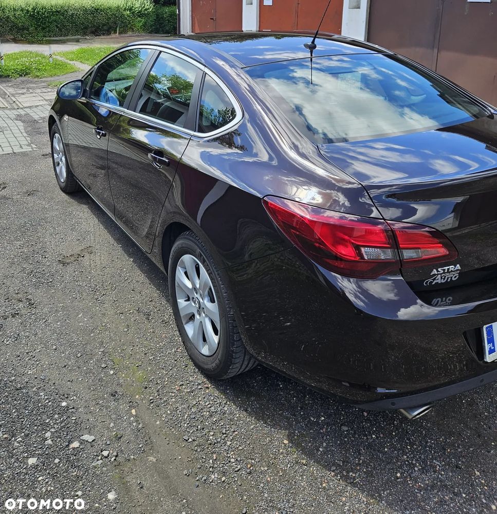 Opel Astra - 9