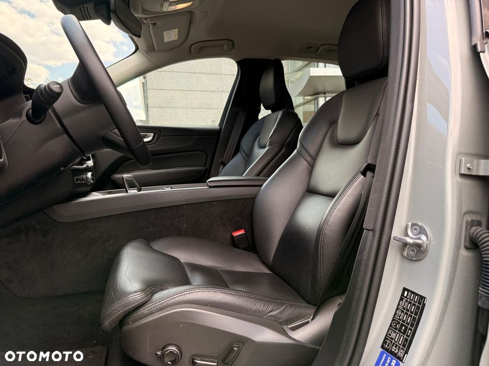 Volvo XC 60 - 23