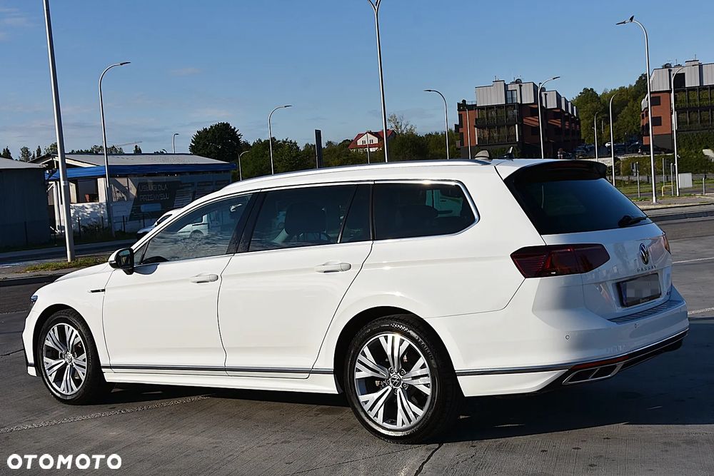 Volkswagen Passat 2.0 TDI 4Mot Elegance DSG - 10