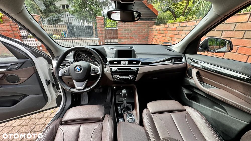 BMW X1 xDrive20i xLine - 10