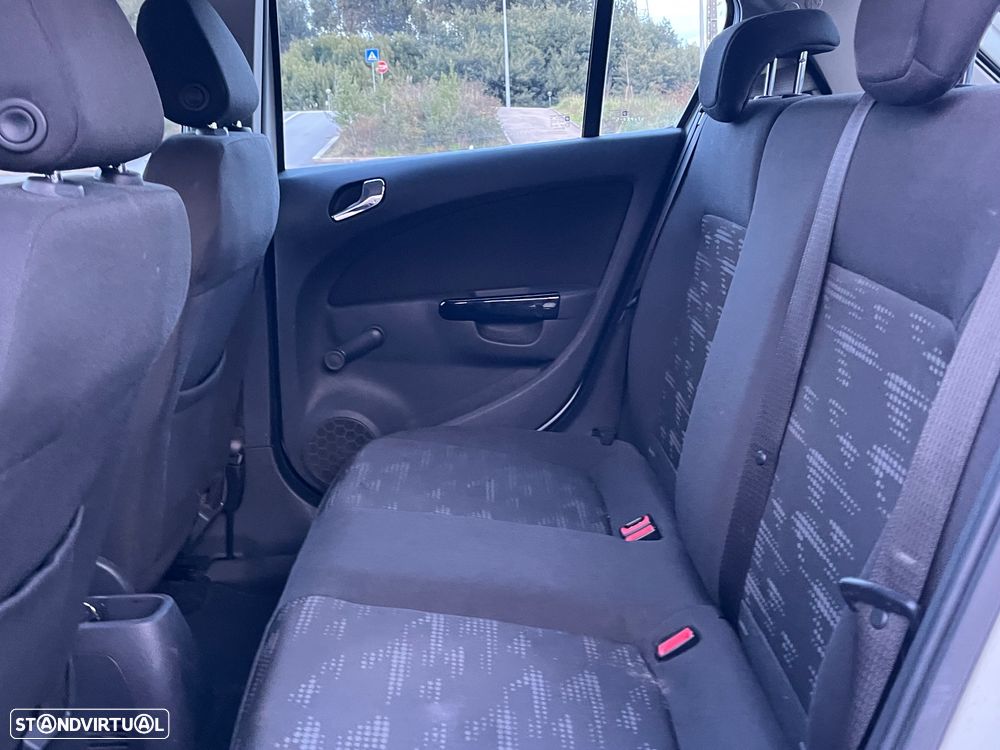 Opel Corsa 1.3 CDTI Enjoy EcoFLEX - 7