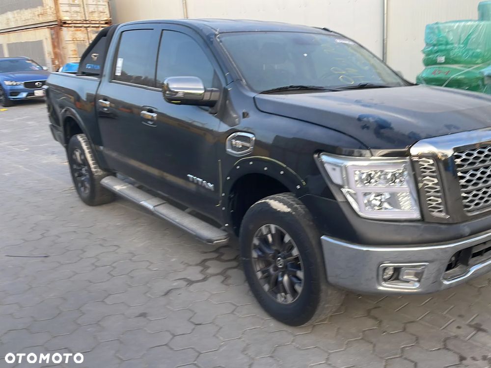 Nissan Titan