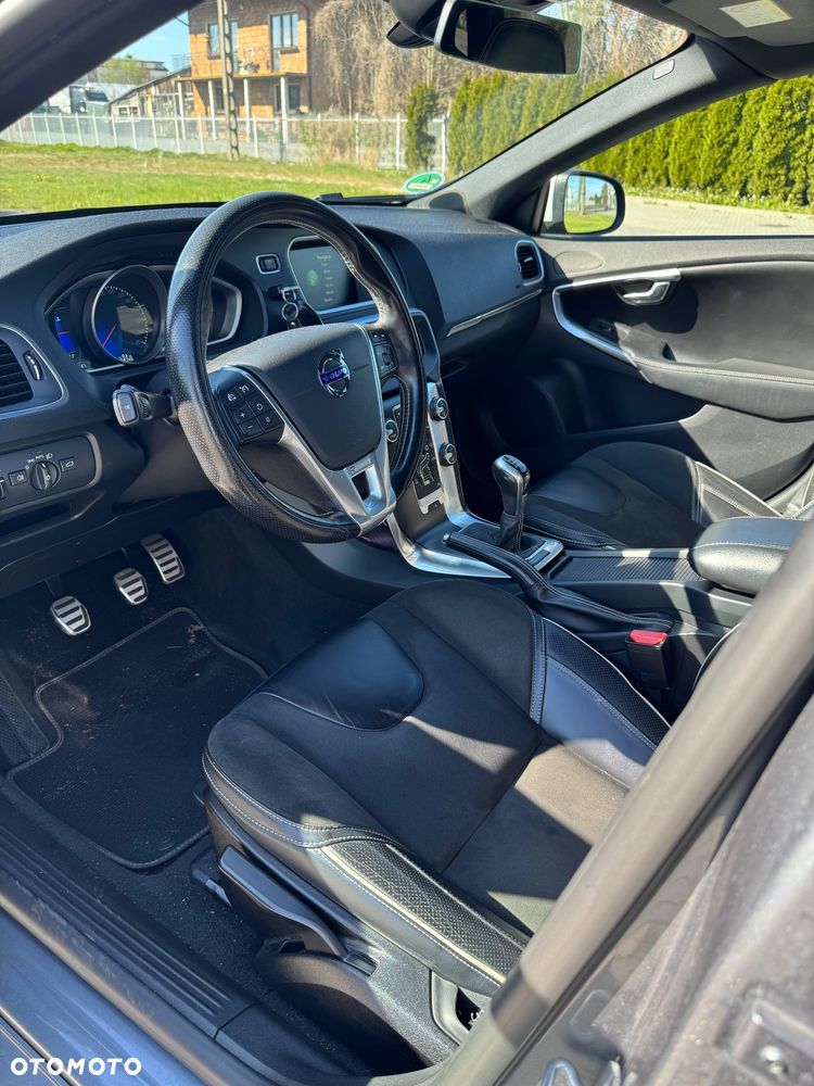Volvo V40 D2 Drive-E R-Design Kinetic - 10