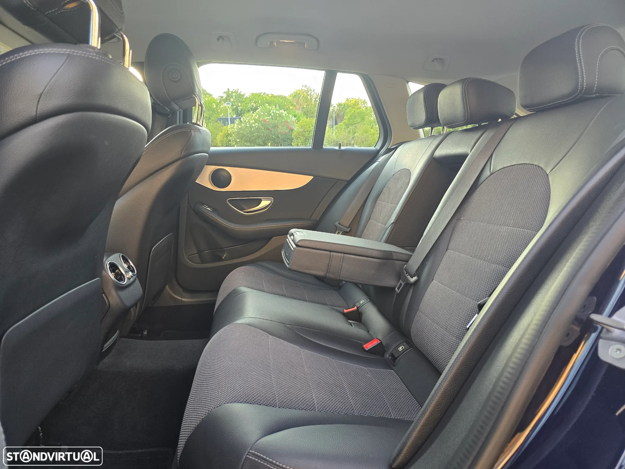 Mercedes-Benz C 200 - 18