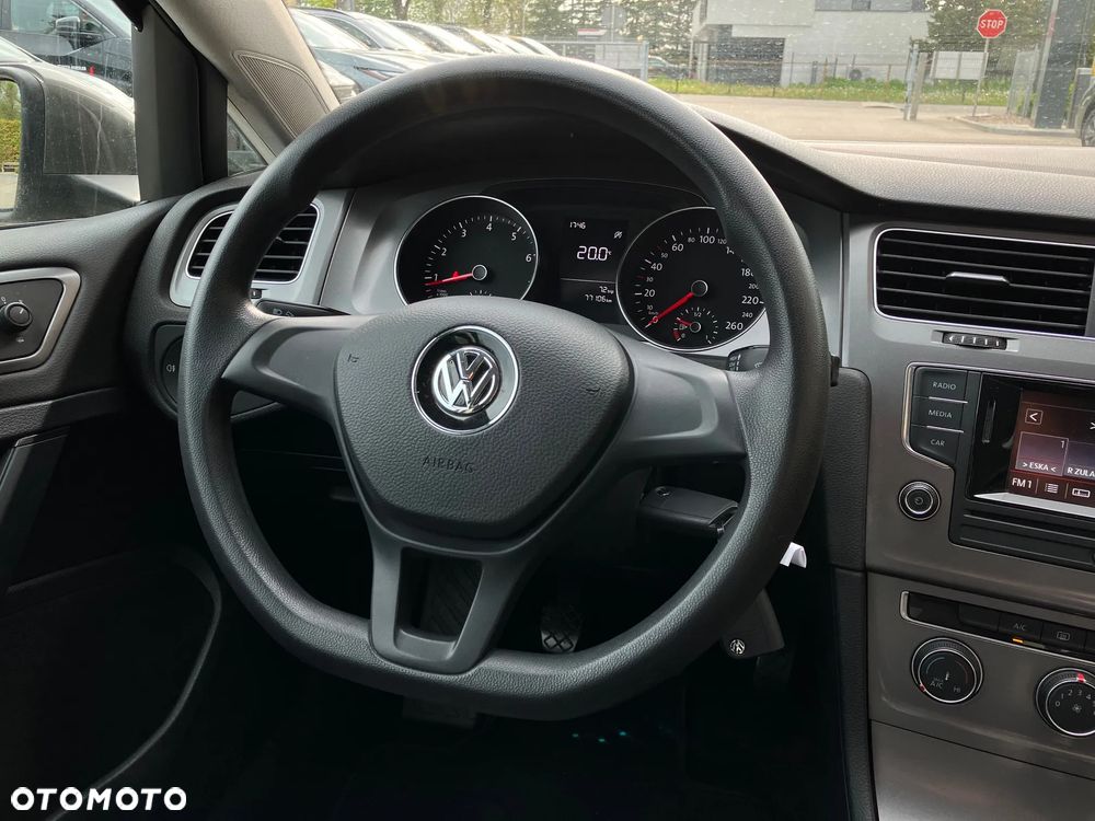 Volkswagen Golf 1.2 TSI BMT Trendline - 17