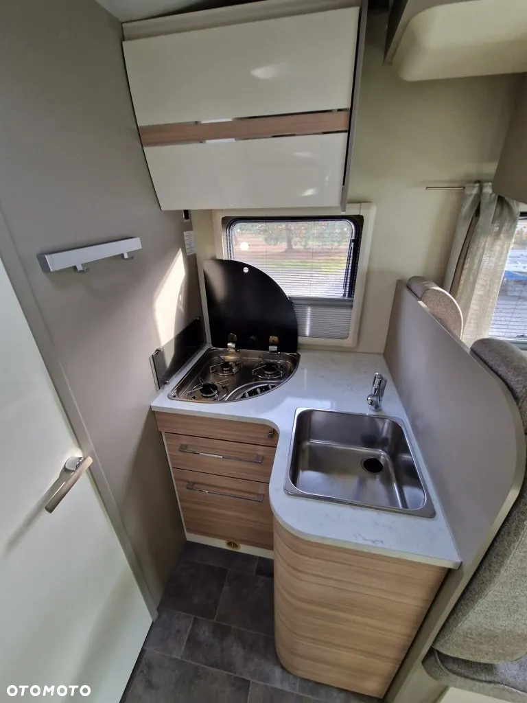 Renault Kamper PółIntegra AHORN TQplus Queensbed Jak nowy! 9000km! FV23% - 25