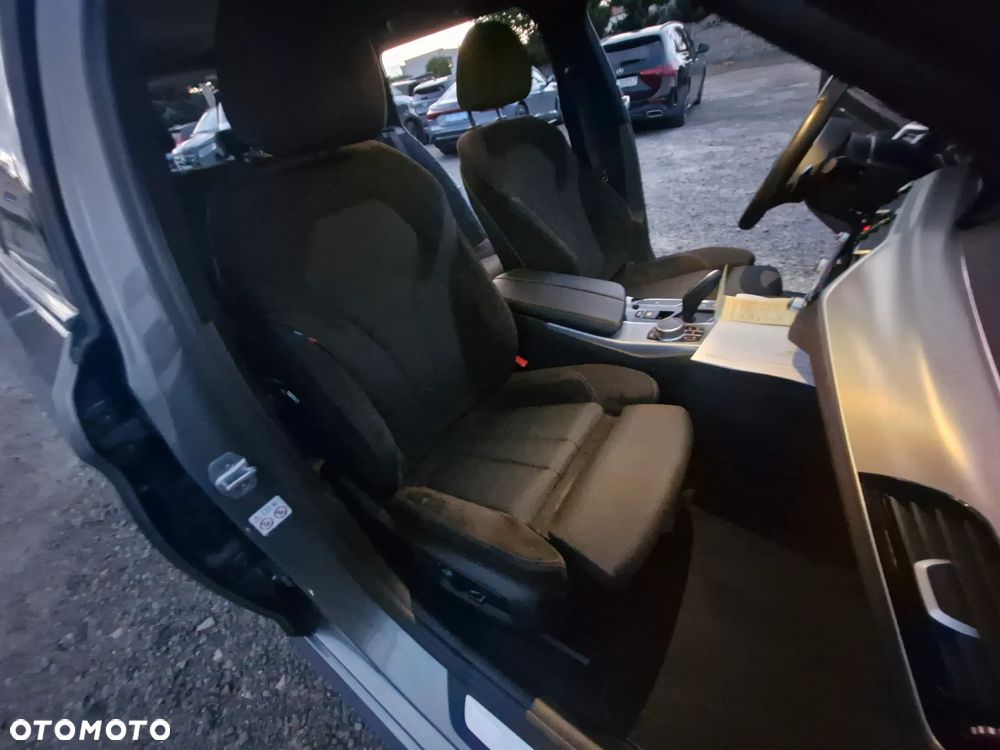 BMW Seria 5 520d xDrive M Sport Edition - 20