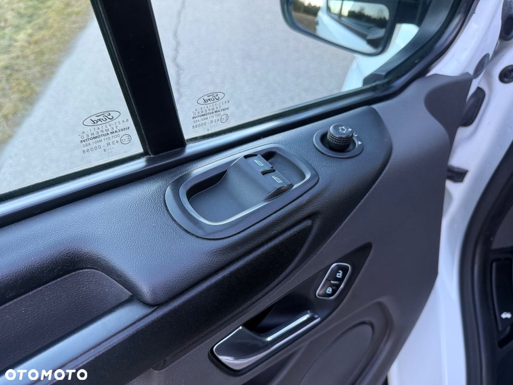 Ford Transit Custom - 31