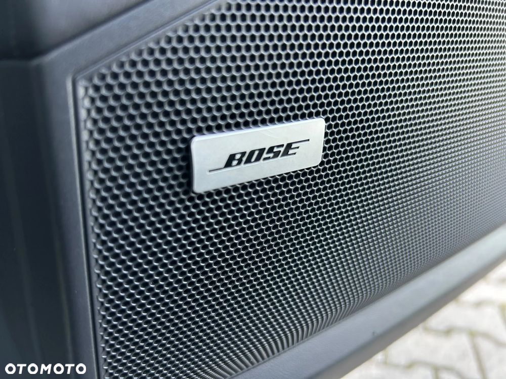 Porsche Cayenne - 22