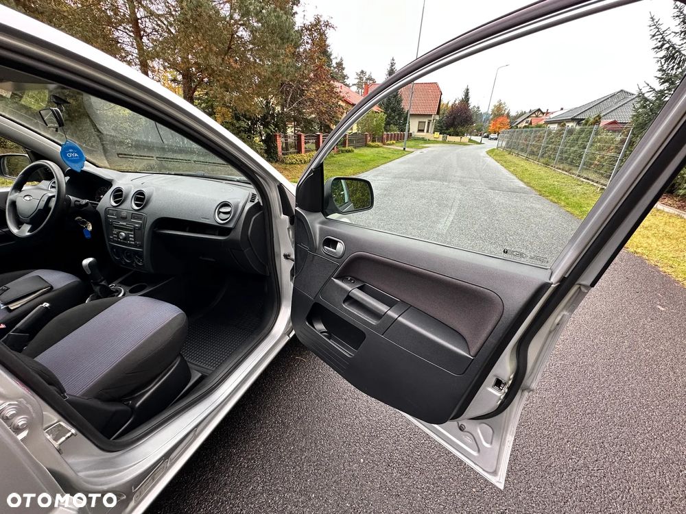 Ford Fusion 1.25 Ambiente - 27