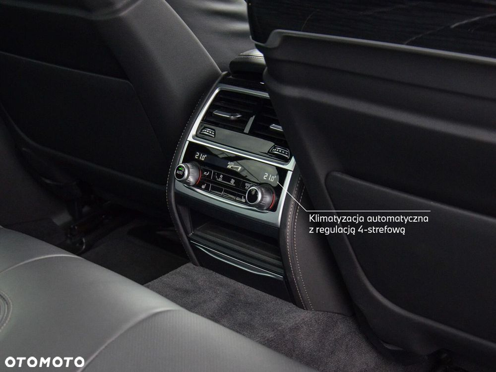 BMW Seria 7 730d xDrive mHEV sport - 31